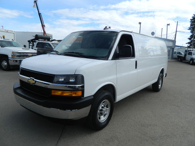 2023 Chevrolet EXPRESS  CARGO EXT VAN ONLY 21 132 KMS