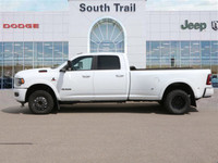 Used | RAM | 3500 | Limited | 2022 | Crew Cab | 4x4 | White The 2022 Ram 3500 Limited 4x4 Crew Cab i... (image 2)