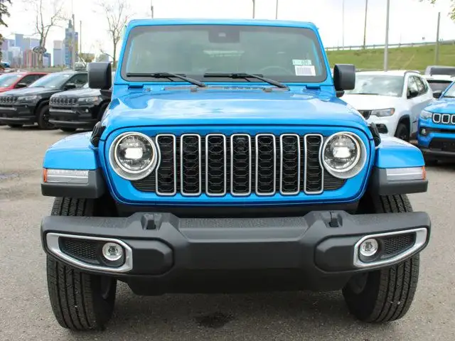 2025 Jeep Wrangler Sahara 4x4, Off-Road Camera, Heated McKinley in Cars & Trucks in Calgary - Image 9