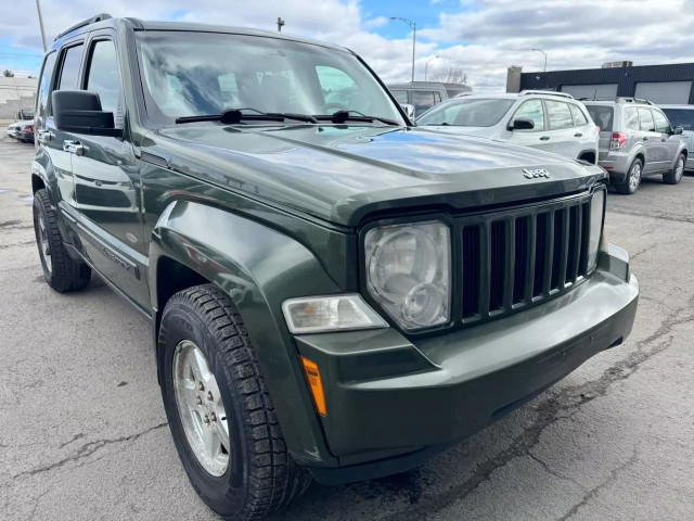 2008 JEEP Liberty in Cars & Trucks in Laval / North Shore