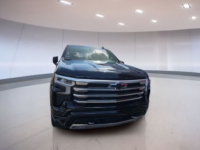 Chevrolet Silverado 1500 High Country 2024 in Cars & Trucks in Medicine Hat - Image 3