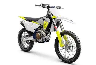 2024 Husqvarna FC 350 RABAIS 2402$ SAVE AVEC RABAIS DE 2402$ = 32.77$/semaine (120 mois @ 7.99% + tx...