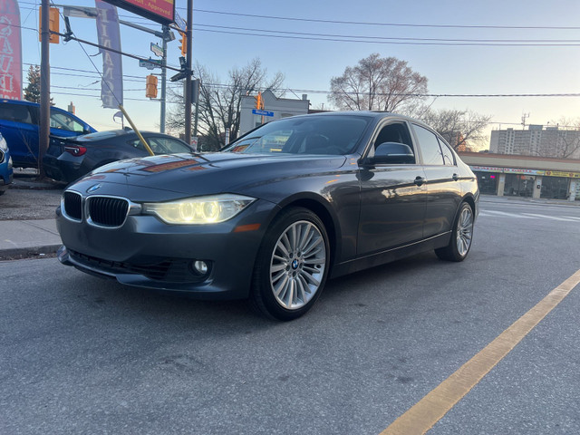 2013 BMW 3 Series 328i xDrive AWD in Cars & Trucks in City of Toronto