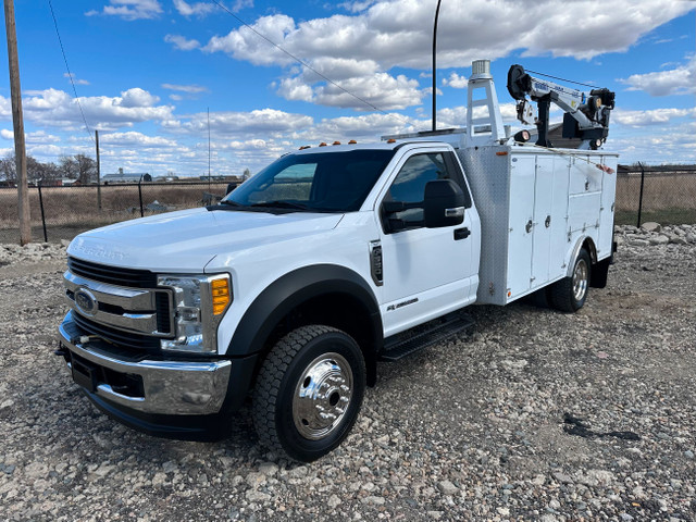 2017 Ford F550 4x4 Service Truck DSL MILRON 4400LBS COMP in Heavy Trucks in Edmonton