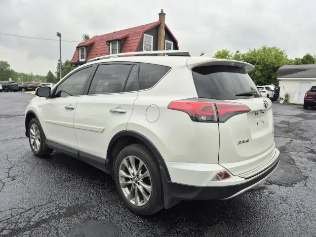 2016 Toyota RAV4 Limited One Owner/No Accidents62929808609155124