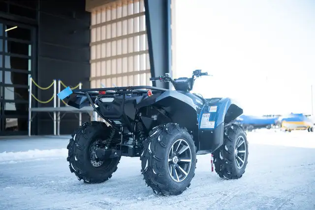 2025 Yamaha GRIZZLY 700 SE in ATVs in Strathcona County - Image 3
