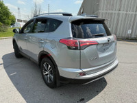 XLE / ALL WHEEL DRIVE! SUPER CLEAN SUV HELLO OTTAWAAAAA! WE FINANCE EVERYONE! No hidden fees—just ta... (image 5)