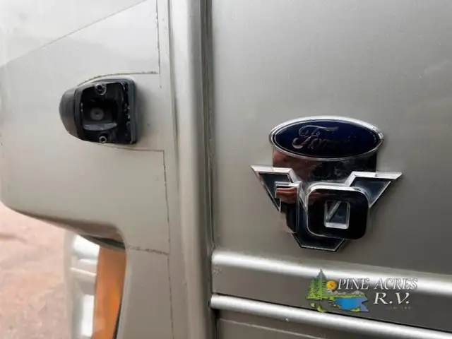 2011 Tiffin Motorhomes Open Road Allegro 32CA 53K Milles Best Pr in RVs & Motorhomes in Moncton - Image 42