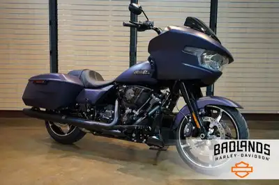$170 Bi-Weekly 2025 Harley-Davidson Road GlideFeatures may include: DESIGNThe iconic Road Glide, kno...