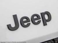 This Jeep Grand Cherokee has a durable Regular Unleaded V-6 3.6 L/220 engine powering this Automatic... (image 9)