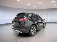 Introducing the 2023 Ford Escape Platinum, a sophisticated SUV designed for those who seek luxury an... (image 4)