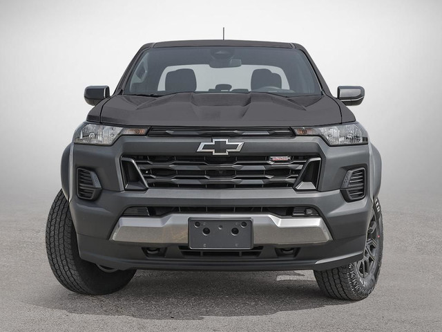 2024 Chevrolet Colorado Trail Boss in Cars & Trucks in City of Montréal - Image 2