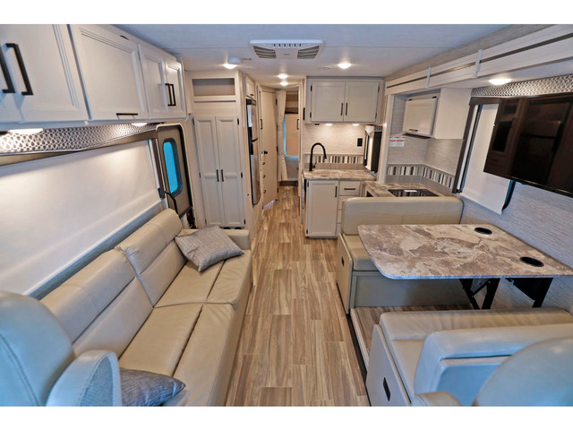  2022 Thor Motor Coach Axis Ruv 27.7 Axis Classe A avec 2 extens in RVs & Motorhomes in Laval / North Shore - Image 4