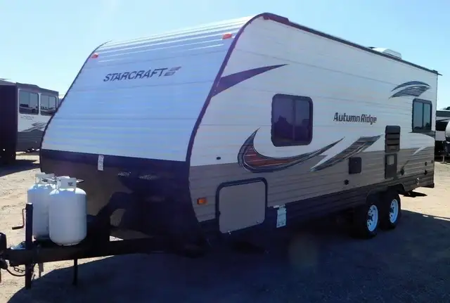 2018 STARCRAFT AUTUMN RIDGE OUTFITTER (FINANCING AVAILABLE) in Travel Trailers & Campers in Saskatoon - Image 4