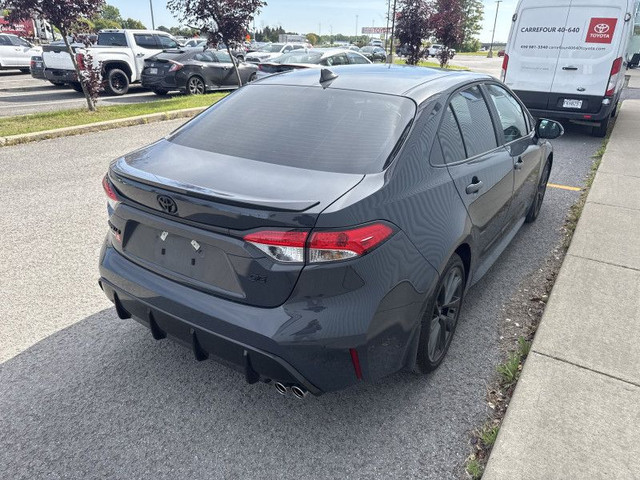 2024 TOYOTA COROLLA SE BAS KM ECRAN CARPLAY TOIT OUVR SIEGES+VOL dans Autos et camions  à Laval/Rive Nord - Image 3