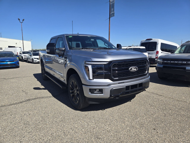 2025 Ford F-150 LARIAT | BLACK APP PKG | MOBILE OFF PKG | TOW PK in Cars & Trucks in Calgary - Image 3