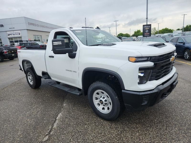 2024 Chevrolet Silverado 3500HD Work Truck - Apple CarPlay in Cars & Trucks in Mississauga / Peel Region - Image 3