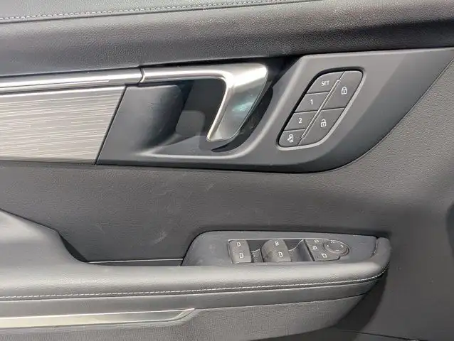 2025 Buick Enclave Preferred- Technology Pkg - Power Pkg in Cars & Trucks in Barrie - Image 35