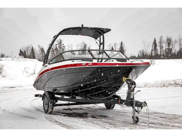 2025 Yamaha AR 195 in Powerboats & Motorboats in Québec City - Image 5