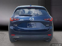 Le Mazda CX-5 GS AWD 2023 est propulsé par un moteur atmosphérique Skyactiv-G de 2,5 L développant 1... (image 5)
