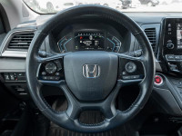 Get ready to explore new places in high-quality comfort with the 2018 Honda Odyssey EXL. Striving to... (image 8)