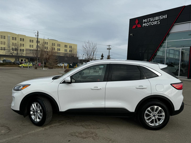 2021 Ford Escape SE Low Mileage, Heated Seats, Back-up Camera in Cars & Trucks in Red Deer - Image 3