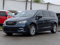 This Chrysler Pacifica has a durable Regular Unleaded V-6 3.6 L/220 engine powering this Automatic t... (image 3)
