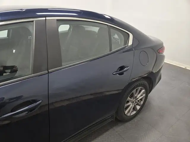2021 Mazda Mazda3 CARPLAY, CAMERA, SIEGES CHAUFFANTS, BLIND SPOT in Cars & Trucks in Longueuil / South Shore - Image 5