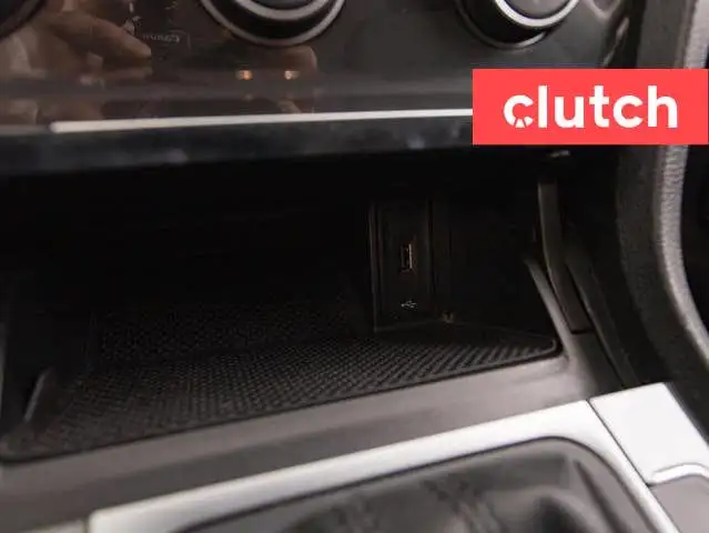 2019 Volkswagen Golf Comfortline w/ Front Heated Seats, Rearview in Cars & Trucks in Ottawa - Image 35