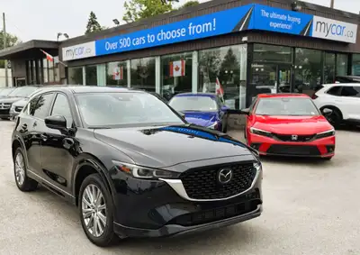 Contact us if you have any questions at 613-317-1941 LOW MILEAGE!!!! SUNROOF. HEATED SEATS. LEATHER....