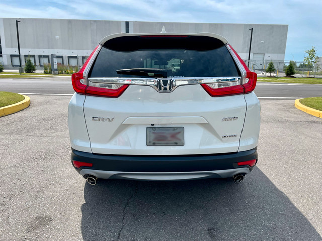 2017 Honda CR-V TOURING - LEATHER - PANORAMIC ROOF - ONLY 69K! in Cars & Trucks in Oakville / Halton Region - Image 4