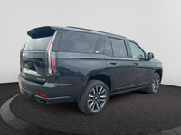 Check out this vehicle's pictures, features, options and specs, and let us know if you have any ques... (image 4)
