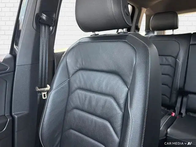 2021 Volkswagen Tiguan Highline | Heated Seats dans Autos et camions dans Région de Windsor - Image 25