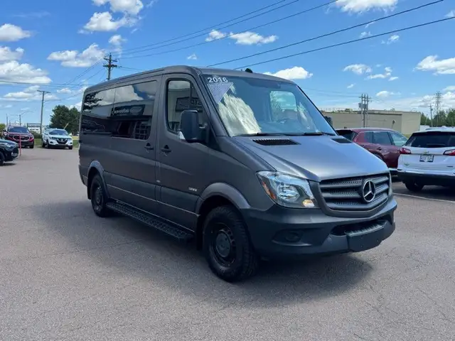 2016 Mercedes-Benz Sprinter Passenger Vans in Cars & Trucks in Moncton - Image 4