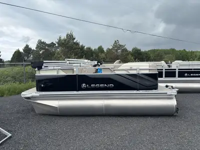 Check out our 2024 Q-Series LE 15 Cruise powered by a Mercury 25 ELPT 4S. This unit comes with our p...