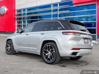 This Jeep Grand Cherokee 4xe has a dependable Intercooled Turbo Gas/Electric I-4 2.0 L/122 engine po... (image 3)