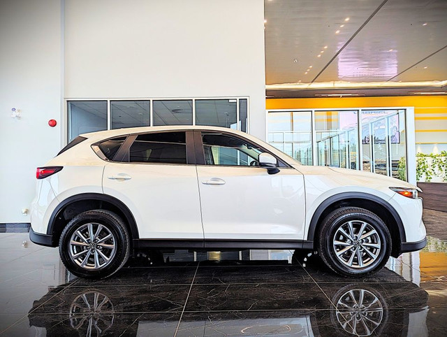 2024 Mazda CX-5 GX in Cars & Trucks in City of Montréal - Image 4