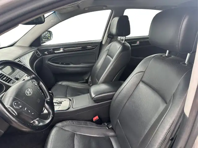 2013 Hyundai Genesis 3.8 Premium Package in Cars & Trucks in Oshawa / Durham Region - Image 10