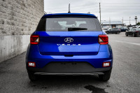 Low Mileage, Heated Seats, Heated Steering Wheel, Apple CarPlay, Android Auto, Remote Start! 6 LOCAT... (image 4)