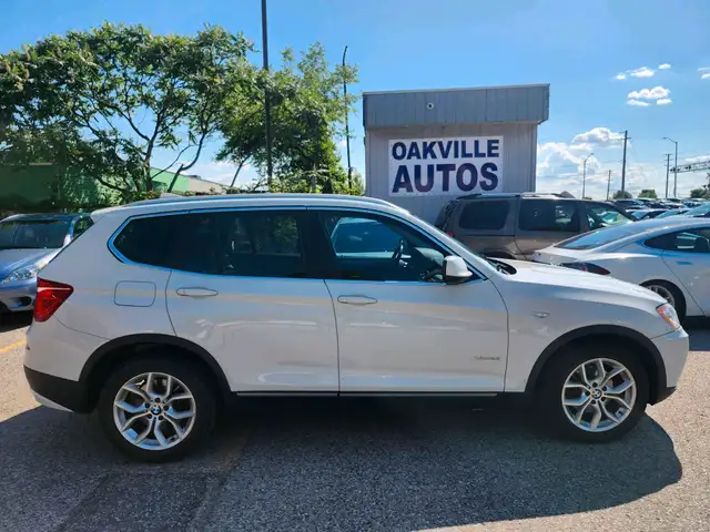 2013 BMW X3 AWD 4dr 28i, Navigation dans Autos et camions dans Région d’Oakville/Halton - Image 9