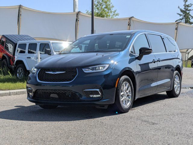2025 Chrysler Pacifica Select - Safety Sphere Group - Block in Cars & Trucks in Calgary - Image 3