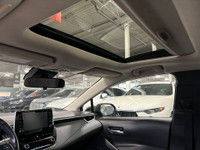 **MONTH-END SPECIAL!** UPGRADED LE, FEATURING : WIRELESS CHARGING TRAY, SUNROOF, WELL EQUIPPED! FINI... (image 4)