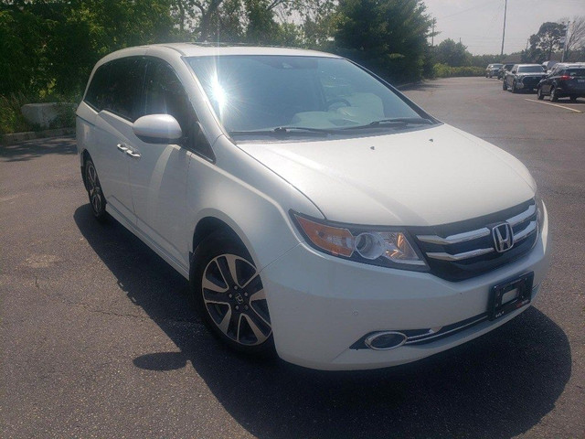 2017 Honda Odyssey 4dr Wgn Touring in Cars & Trucks in Hamilton - Image 2