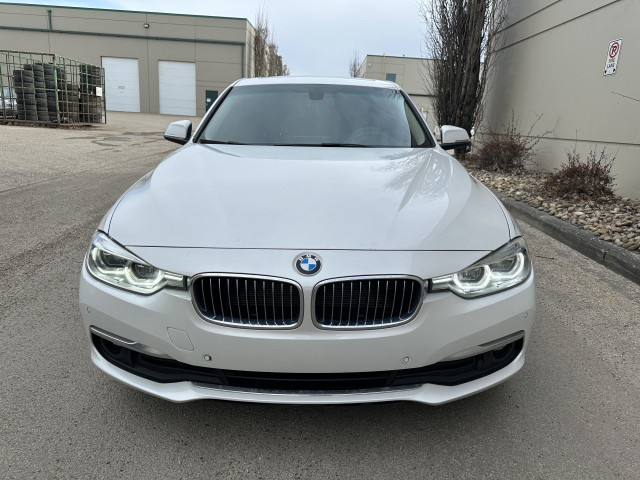 2017 BMW 320i XDRIVE 3 SERIES (FINANCING AVAILABLE) in ATVs in Strathcona County - Image 2