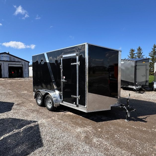 7x12 Tandem Axle Barn Doors Enclosed Trailer in Cargo & Utility Trailers in Hamilton