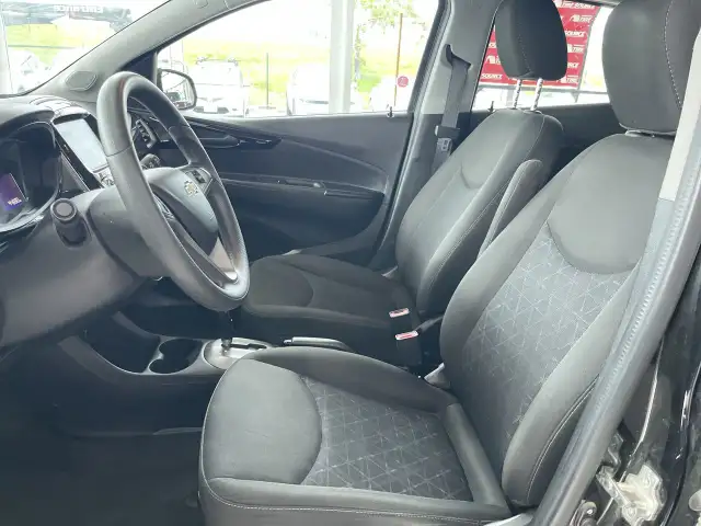 2021 Chevrolet Spark 1LT (Backup Cam,Carplay) Clean Carfax in Cars & Trucks in Calgary - Image 20