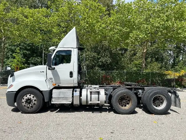 2019 International LT625 in Heavy Trucks in Delta/Surrey/Langley - Image 5