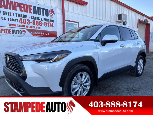 2023 Toyota Corolla Cross LE | AWD | FUEL EFFICIENT | HEATED SEA in Cars & Trucks in Calgary