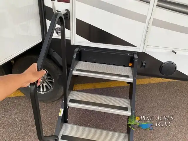 2021 Jayco Eagle 321RSTS in Travel Trailers & Campers in Truro - Image 66