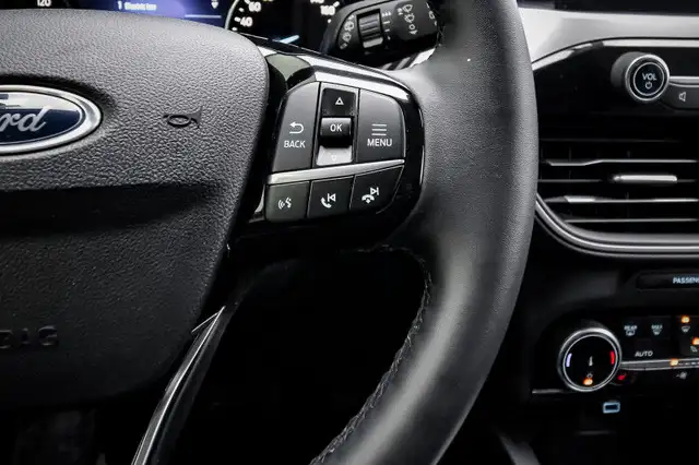 2022 Ford Escape SE Hybrid • HEATED SEATS • SPORT APPEARANCE PKG in Cars & Trucks in Kingston - Image 19